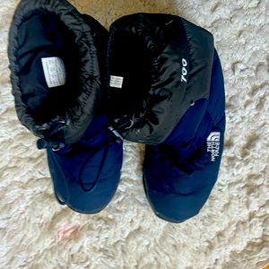 The North Face Men's 700 goose down filled winter boots Size 9